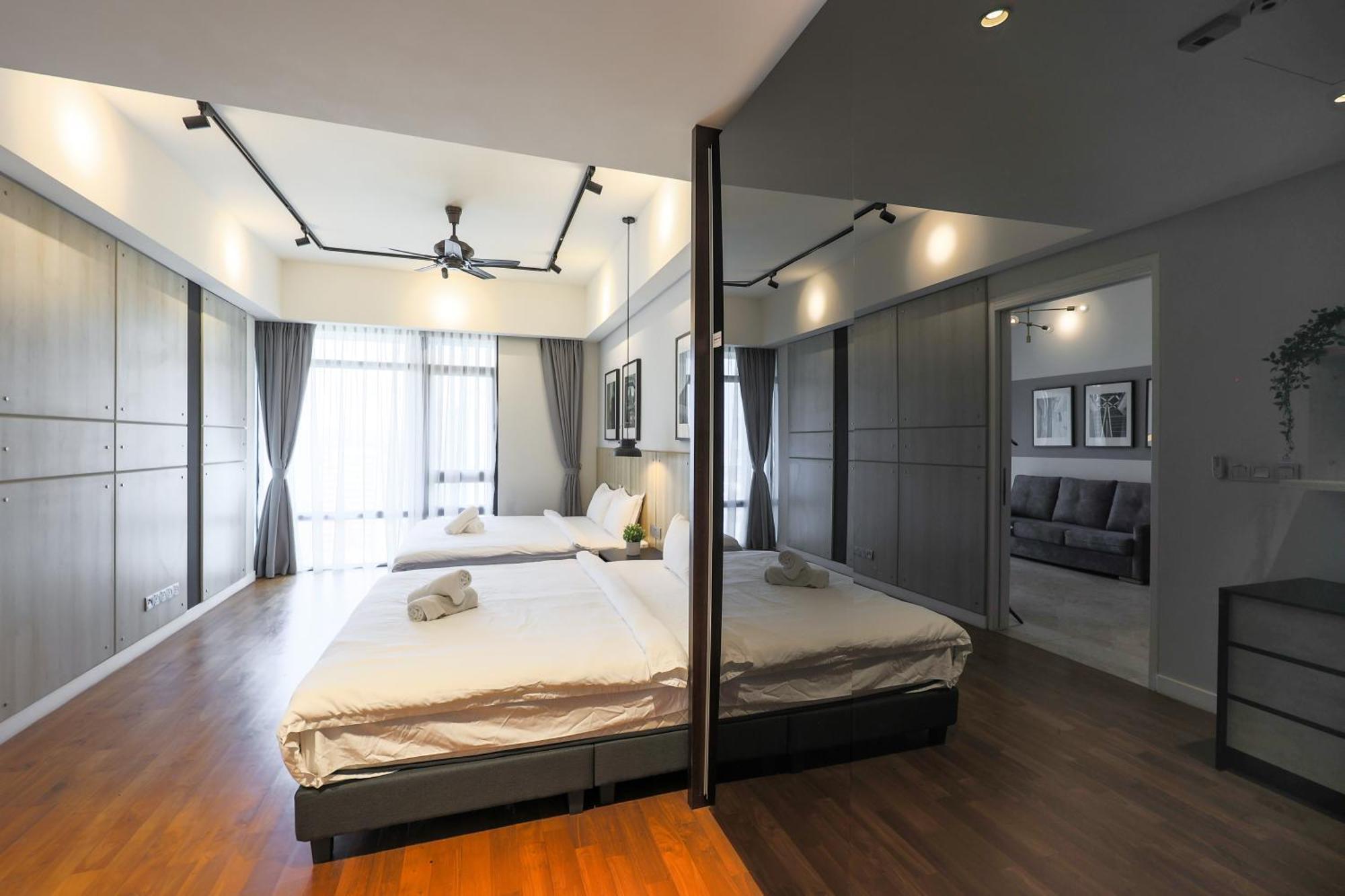 Pangsapuri 双子塔附近 高级泳池 二床 可住四人 大床 Kuala Lumpur