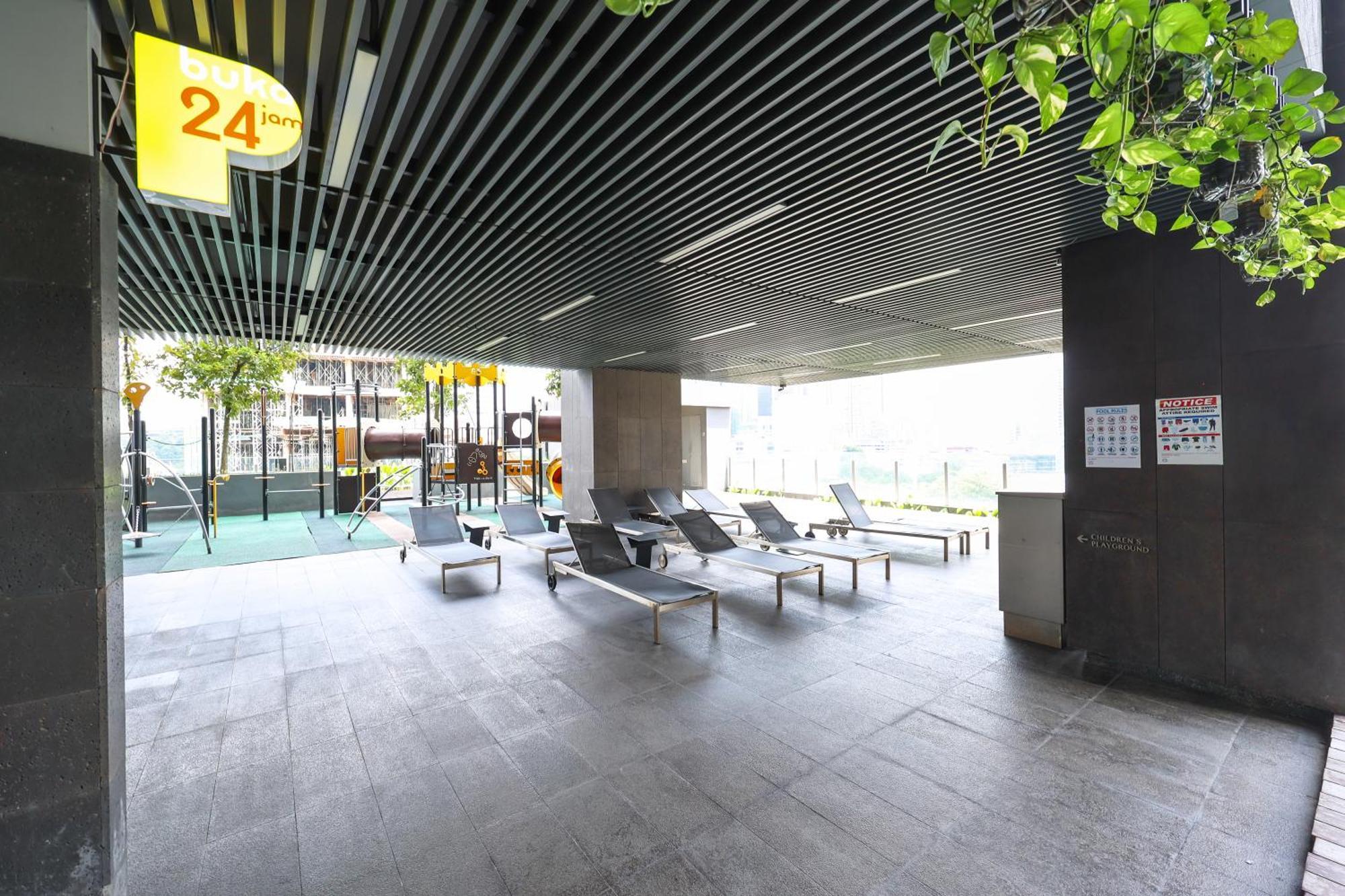 双子塔附近 高级泳池 二床 可住四人 大床 Apartemen Kuala Lumpur